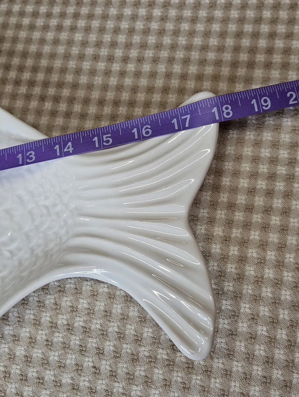 Vintage Calif USA 589 White Ceramic Fish Platter MCM Coastal Seafoid Servewear
